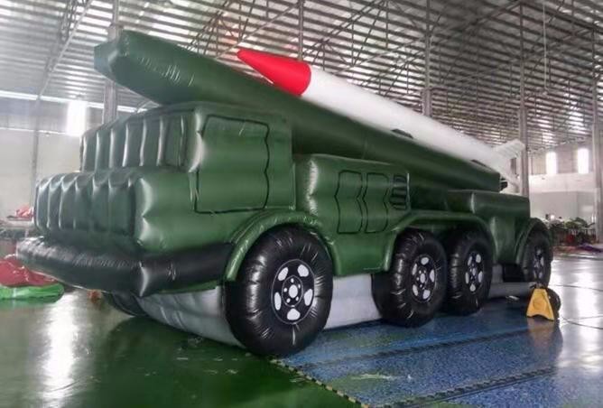 龙潭仿真大型导弹车